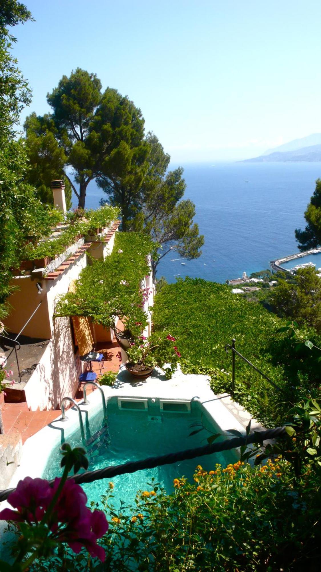 La Casa Nel Bosco Hotel Capri Bagian luar foto